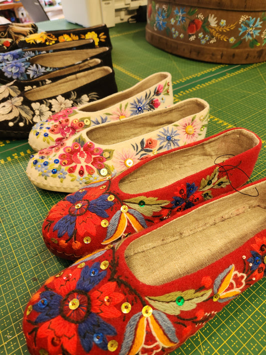 Exploring Muhu: Handicrafts, Culture, and the Inspiration Behind the Muhu Collection